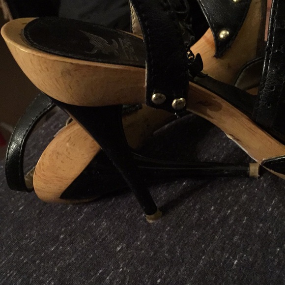 Wooden/leather - 💕 - Picture 2 of 4